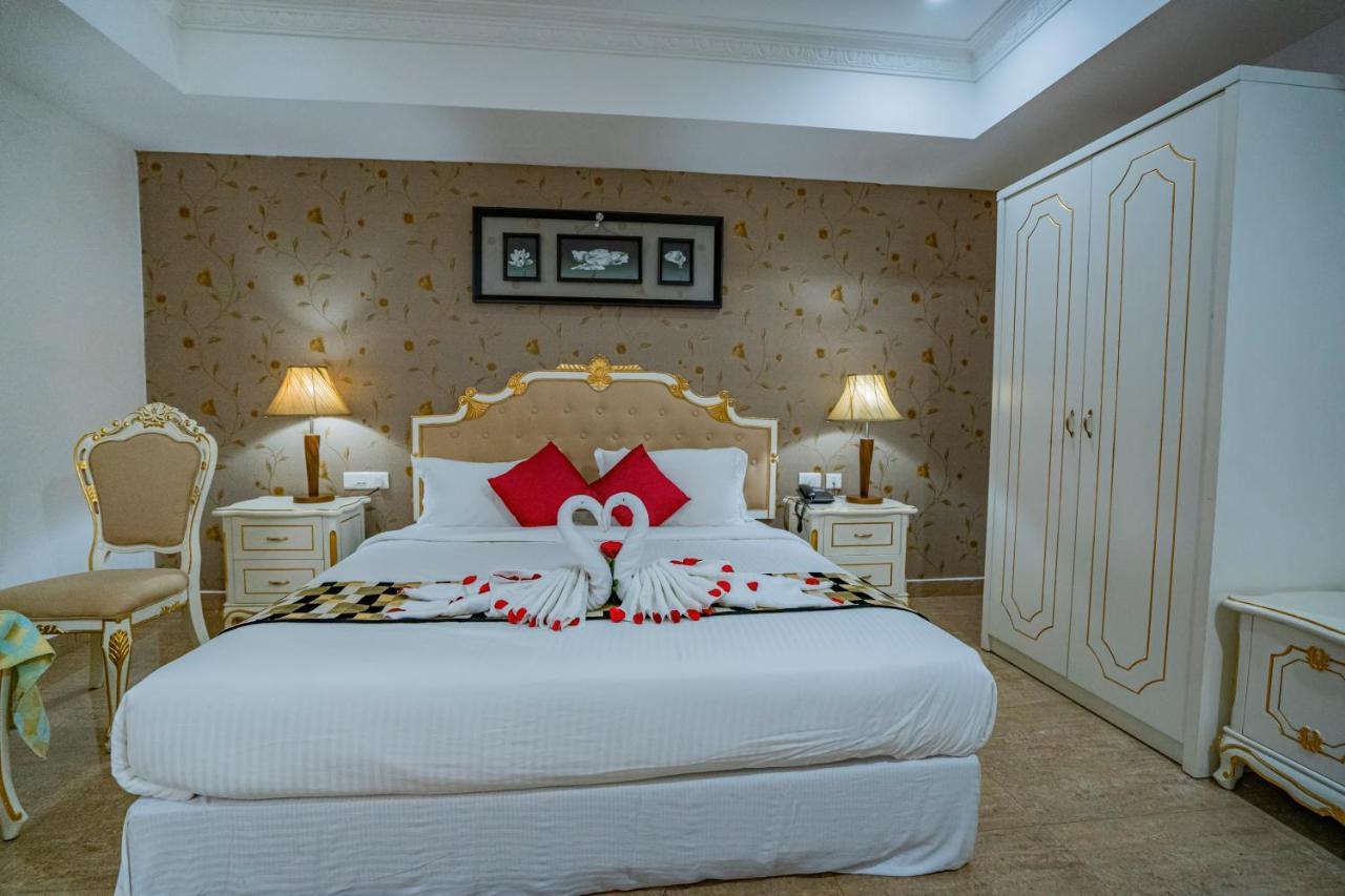 Hotel Sidhartha Chalakudy Kizhake Chalakudi ภายนอก รูปภาพ